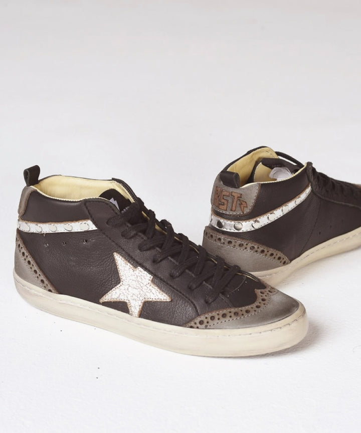 Zapatilla negra caña 3302