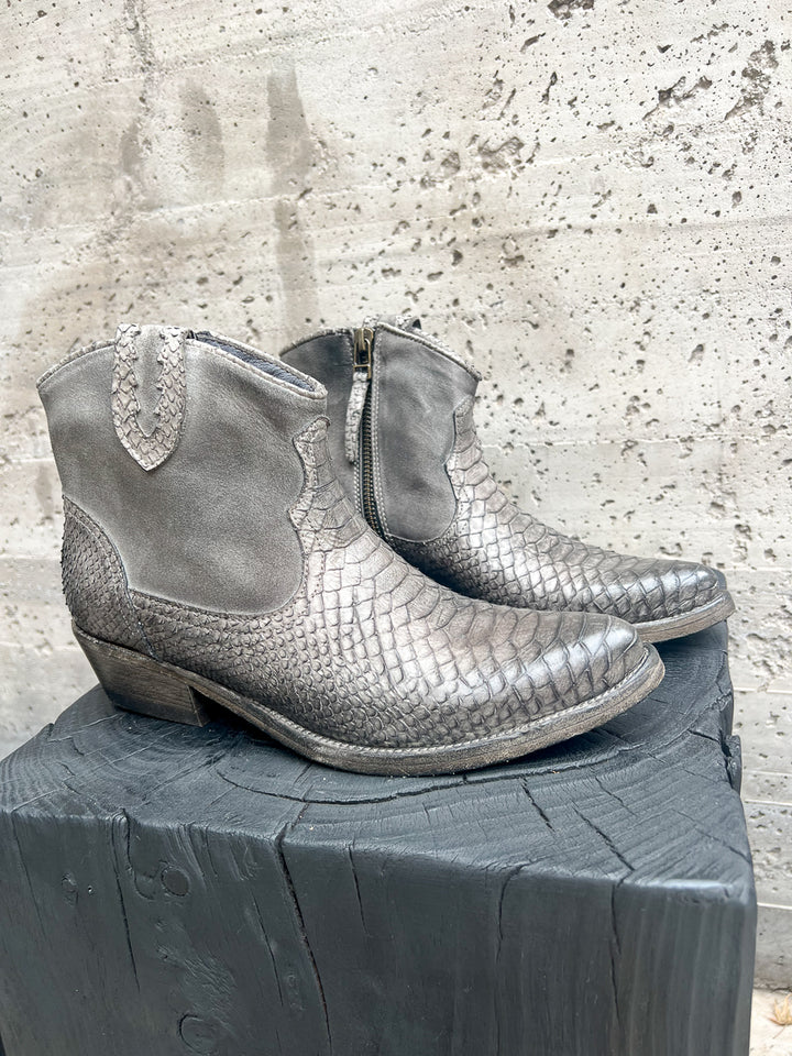 BOTA VAQUERA CORTA PITON GRIS 36730