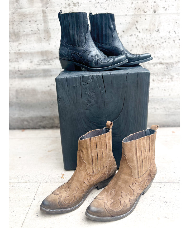 BOTA VAQUERA GAMUZA 36802 CON ELASTICO