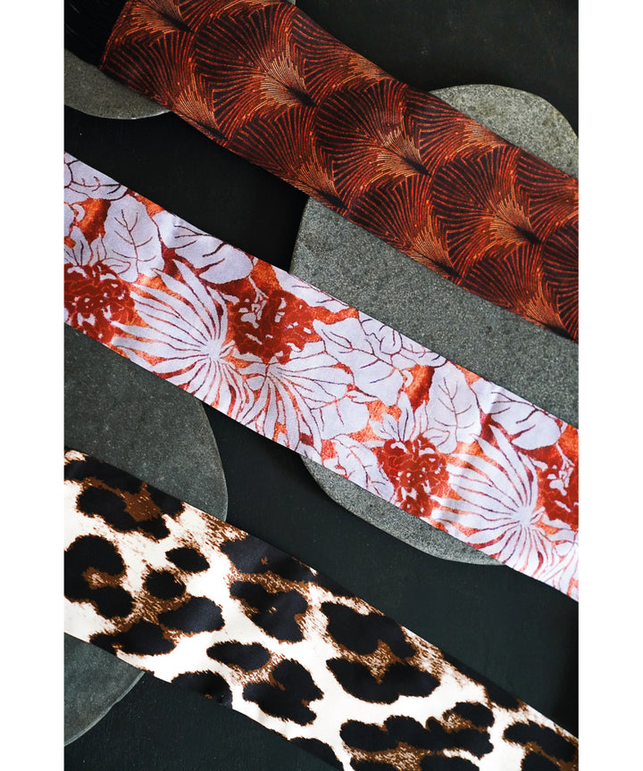 ESTOLA PRINT CELESTE CON FLECOS
